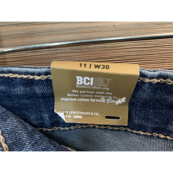 LEVI STRAUSS GOLD Signature Boyfriend Denim Crop Stretch Jeans Women's Sz 11 /30 - Picture 9 of 10